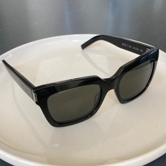 Saint Laurent Bold One Black Sunglasses (54 / 20 / 140). - Picture 1 of 3